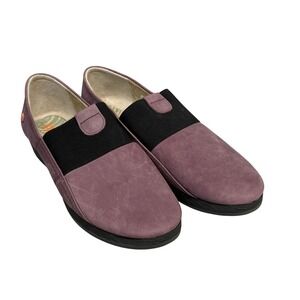 Softinos Shoes Womens Size 7.5‎ Purple Leather Slip On Comfort Wedge Casual